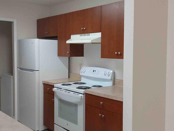 2nd image of 2550 N Alafaya Trl APT 1104