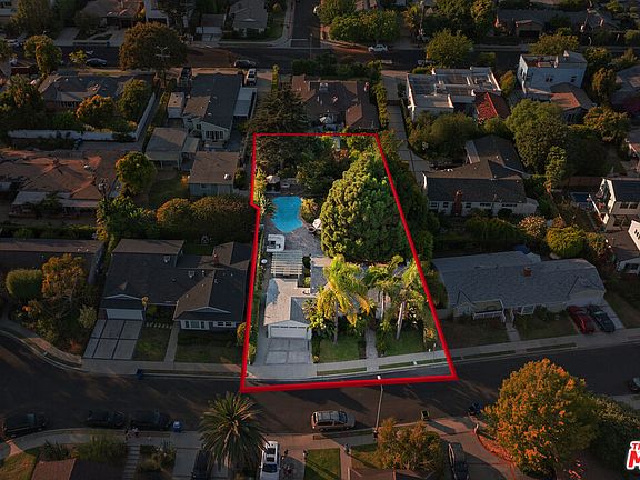 3rd image of 11925 McCune Ave