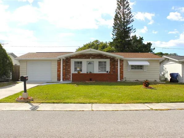 3251 Maitland Dr, Holiday, FL 34691