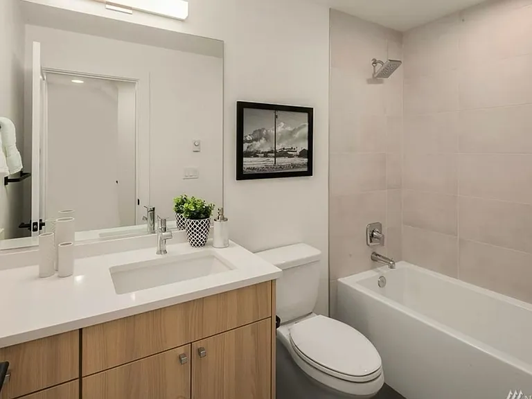 2361 Minor Ave E #D — Photo 15