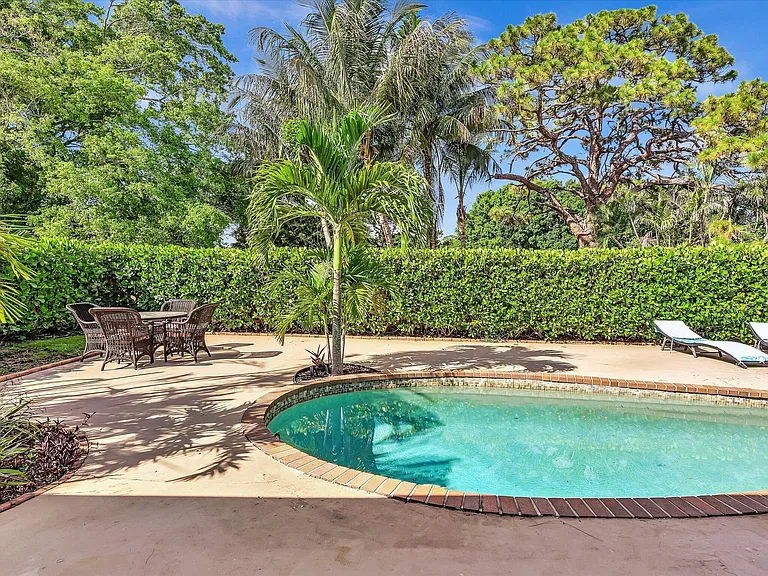 3996 NW 7th Ct — Photo 44