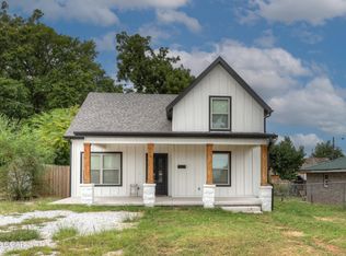705 S Fulton St, Carthage, MO 64836