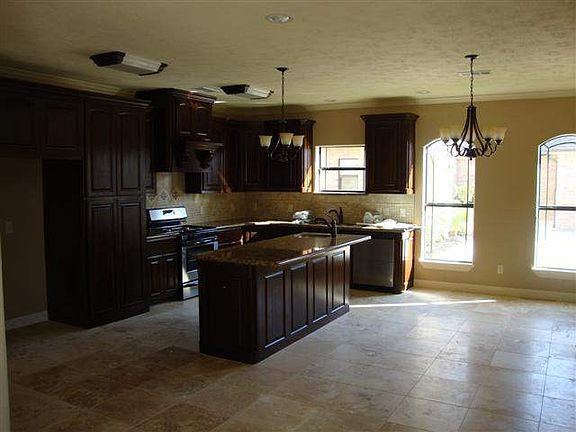 5th image of 7345 Lisawood Ct