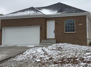 131 Paul Revere Dr, Georgetown, KY 40324
