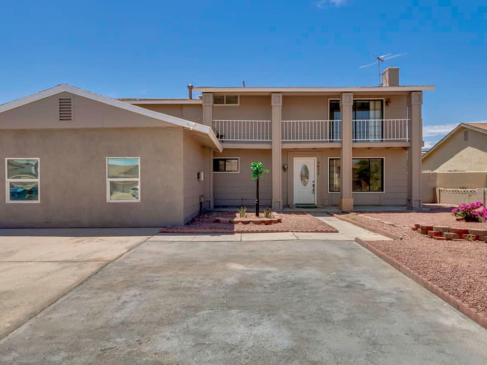 1st image of 5633 Latigo St