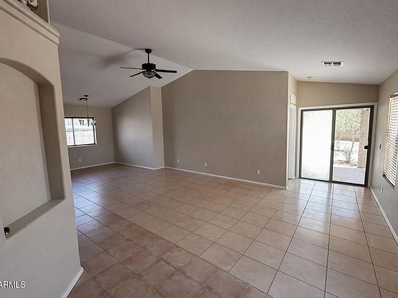 3rd image of 43685 W WILD HORSE Trail