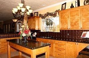 2nd image of 5345 Oakwood Cir