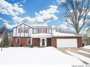 1519 Pro Dr, Lima, OH 45805