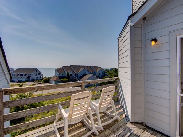 126 Jaycrest Rd, Kitty Hawk, NC 27949