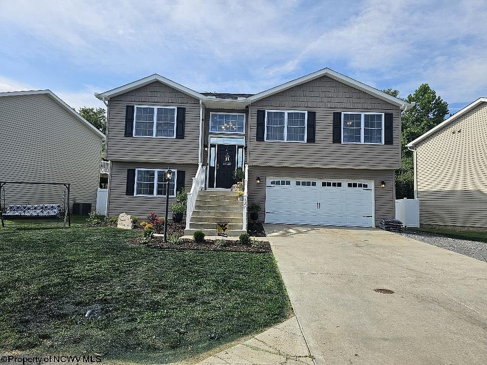 1st image of 137 Ashbury Ln
