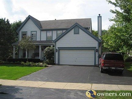 1st image of 780 Foxmoor Ln
