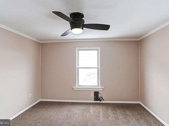 5th image of 306 S Front St #C