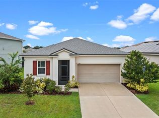 208 Summershore Dr, Auburndale, FL 33823