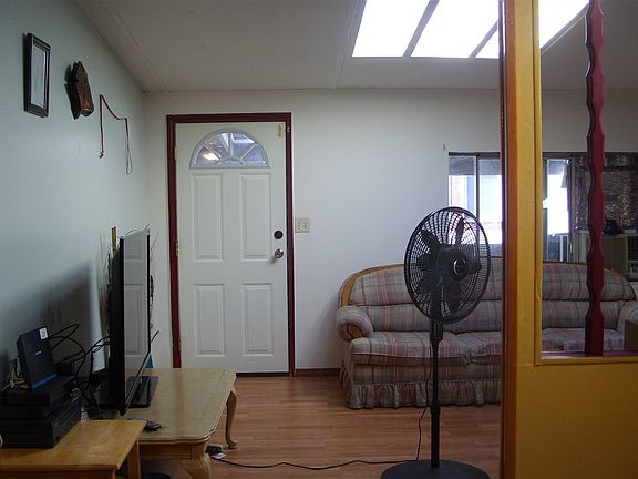 5th image of 225 Kerby St #85