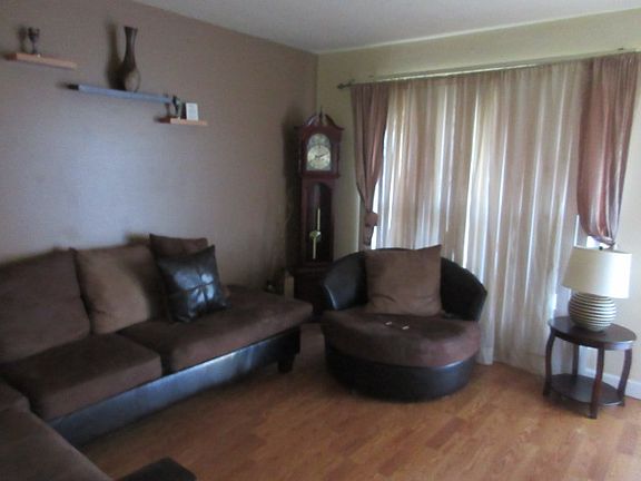 4th image of 4265 Arbury Ln