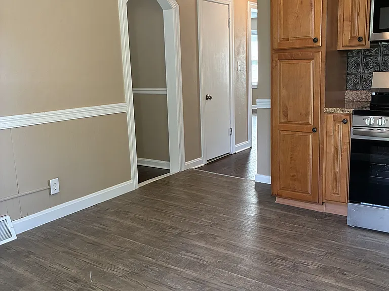 1022 Virginia Ave — Photo 22