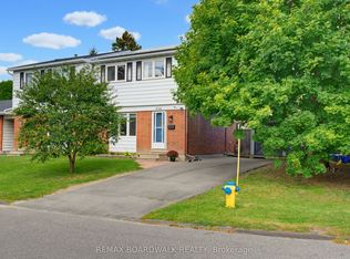 238 McElroy Dr, Ottawa, ON K2L1Y1