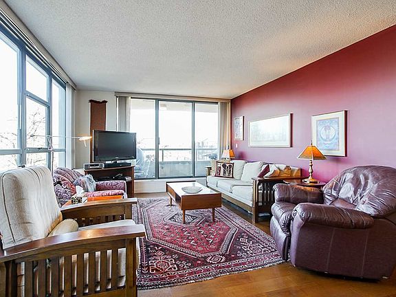4th image of 4160 Albert St #411
