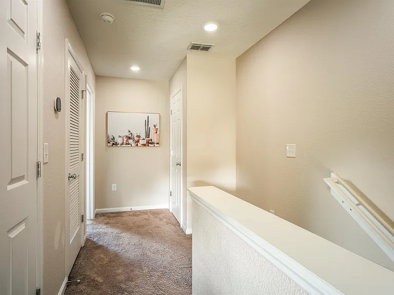 34 Great Star Ct — Photo 13