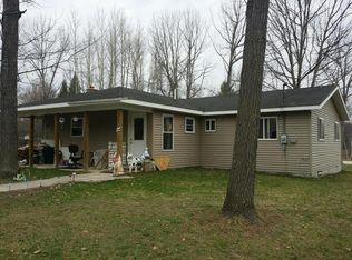 9840 Helen Ave, Atlanta, MI