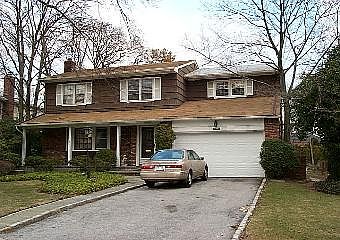 1st image of 6 Sealy Dr