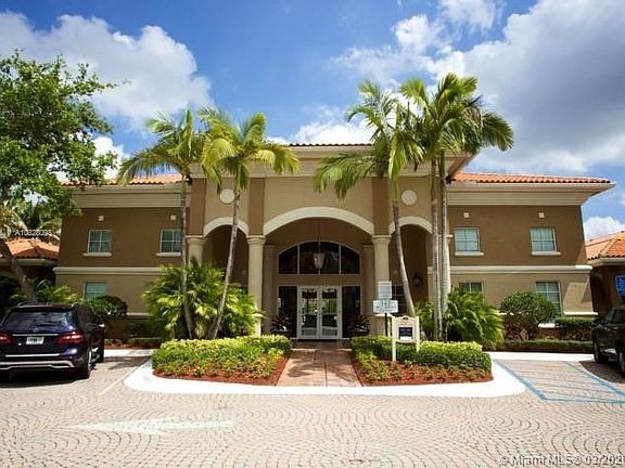 5th image of 11600 SW 2nd St #18202