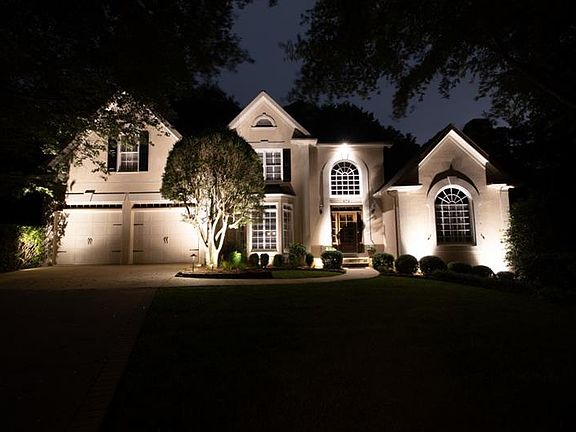 5th image of 474 Manor Oak Ln SE