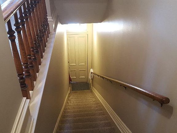 Entrance Stair Well