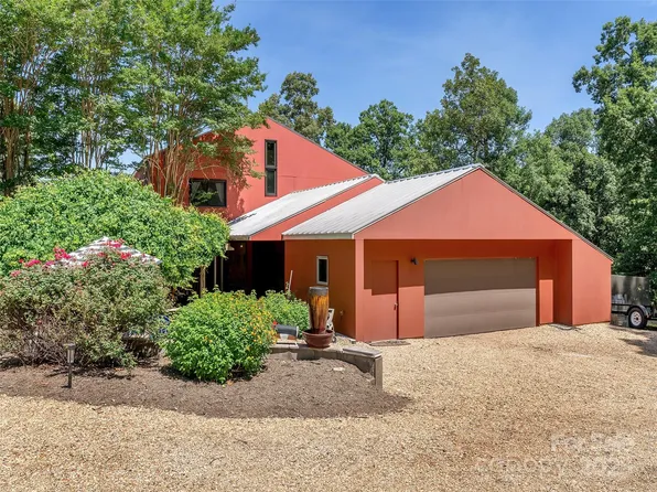 1130 Bent Oak Dr, Columbus, NC 28722