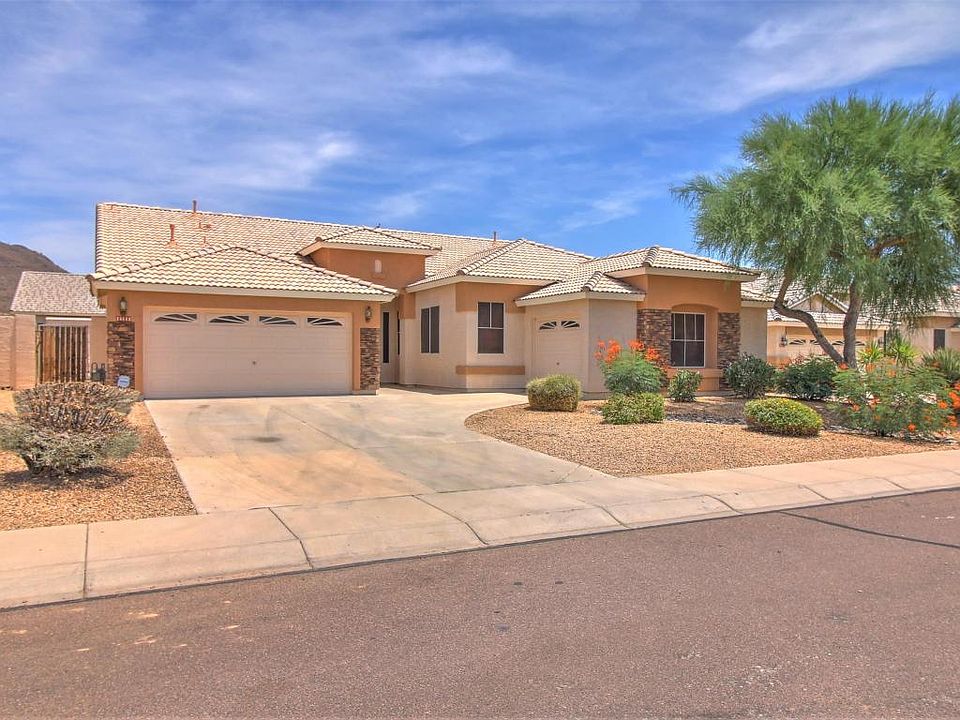 1st image of 25623 N 68th Dr