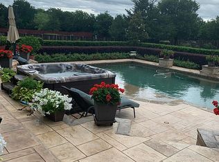 400 Calais Ct, Sunnyvale, TX 75182