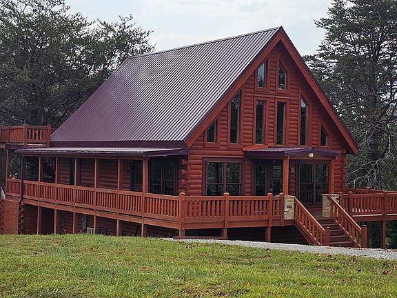 3rd image of 1313 Hidden River Rd
