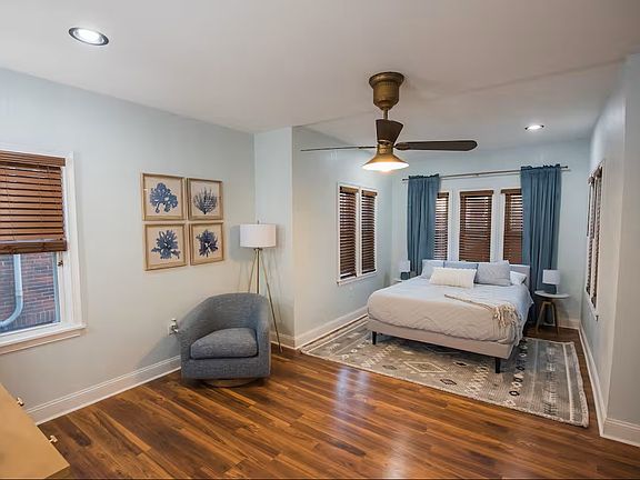 2nd image of 2313-2315 Melrose St #1N