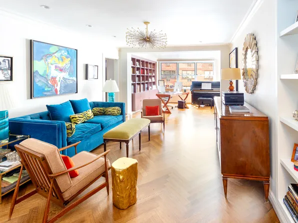 310 East 70th Street 4LM image 1 of 17