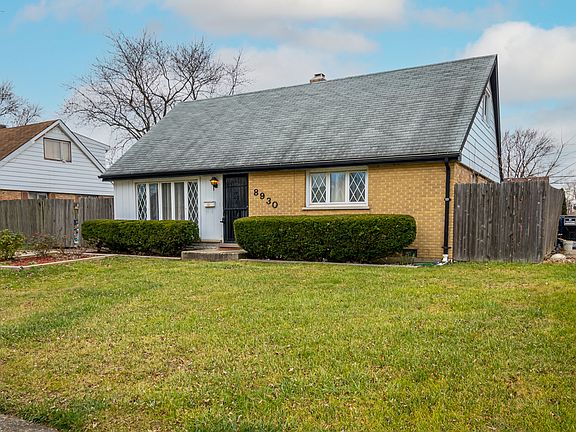 2nd image of 8930 Saratoga Dr