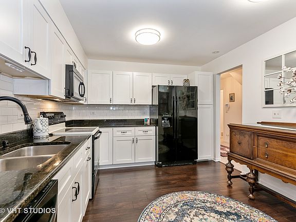 5th image of 254 W Hamilton Dr