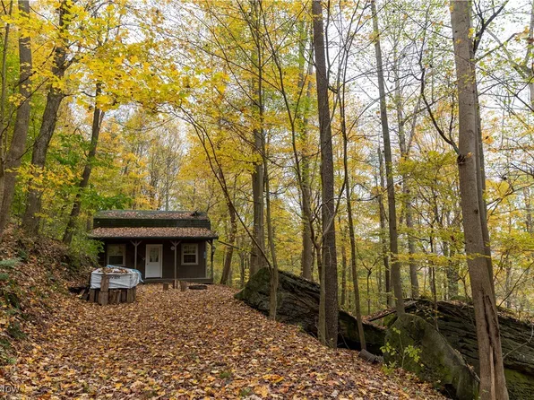 8800 Us Highway 62, Killbuck, OH 44637