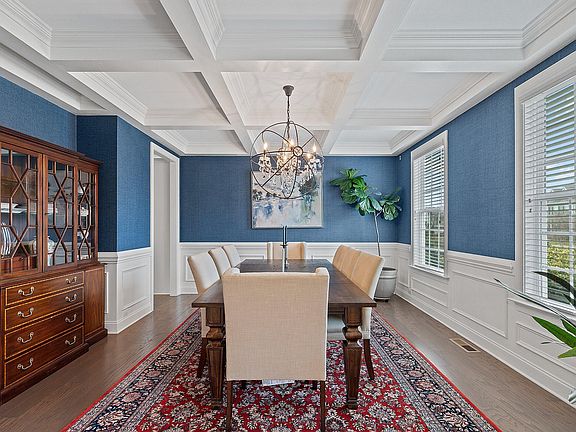 3rd image of 1316 Revolution Cir