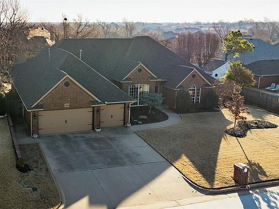 2nd image of 11008 Queenswick Dr