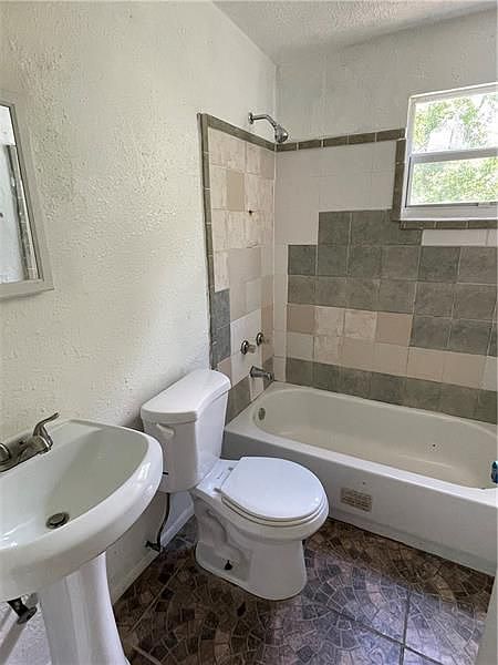 2nd image of 119 N 11th St #A