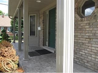 4th image of 929 1st St