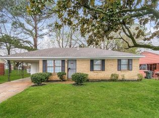 70 W Byfield Dr, Memphis, TN 38109