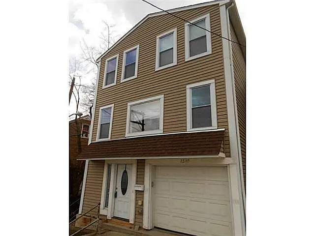 2320 Leticoe St photo 1