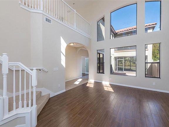 5th image of 20312 Chestnut Grove Dr