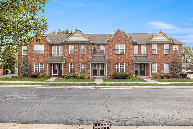 1st image of 13249 Turnberry Ct