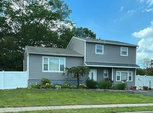 330 Emberly Rd, Brick, NJ 08723