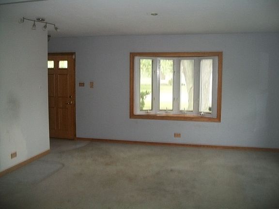2nd image of 272 Hayes Dr