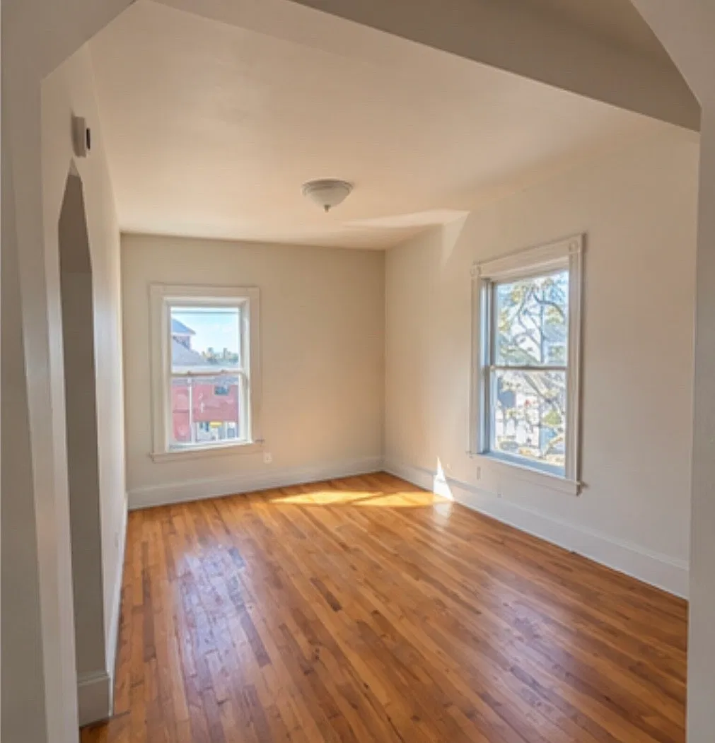 4 bed, $3,300 — Photo 4