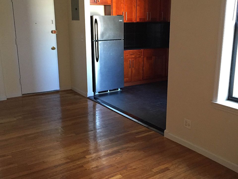 1st image of 3706 69th St #4D