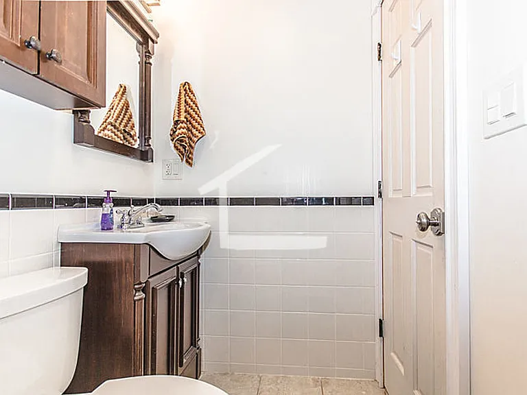 16 S Russell St #2 — Photo 2
